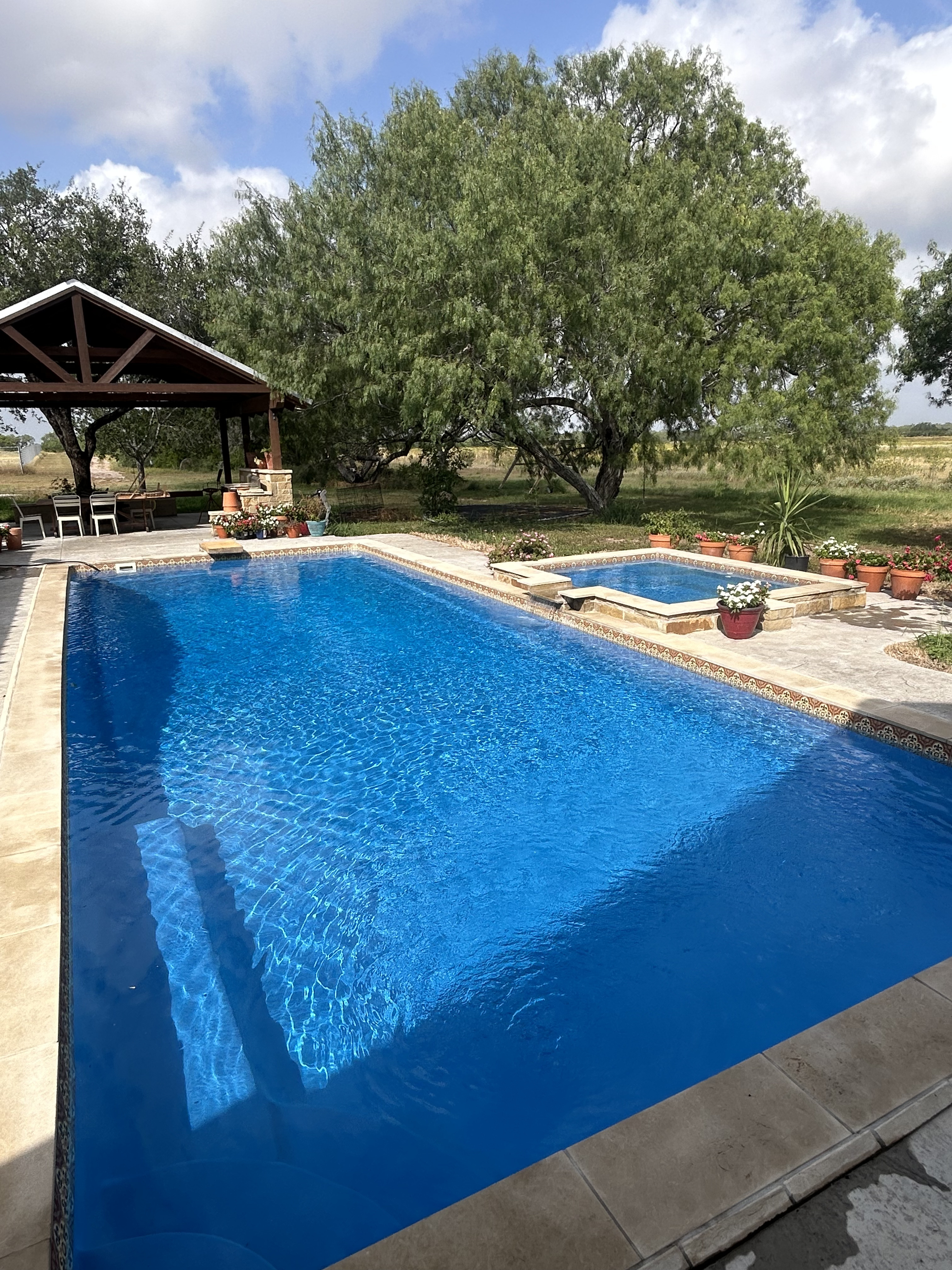 Pool cleaning service in Corpus Christi backyard pool
