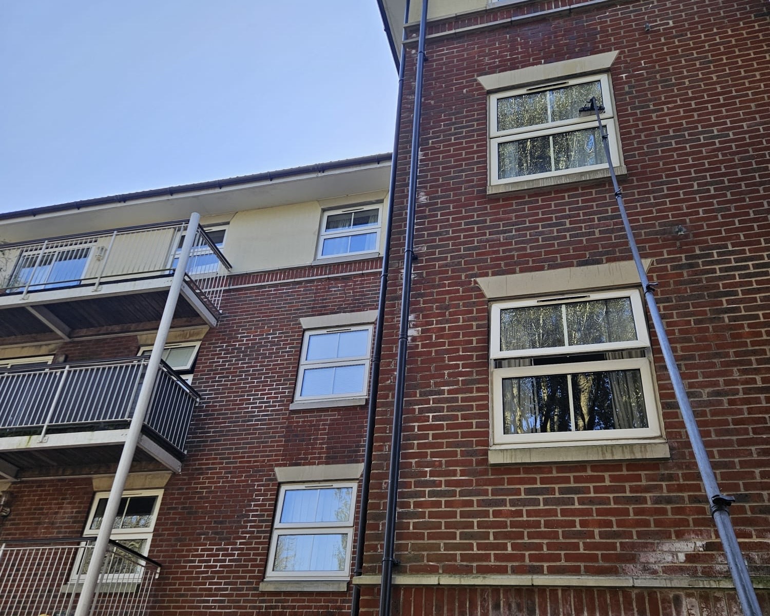 commercial window cleaner fareham