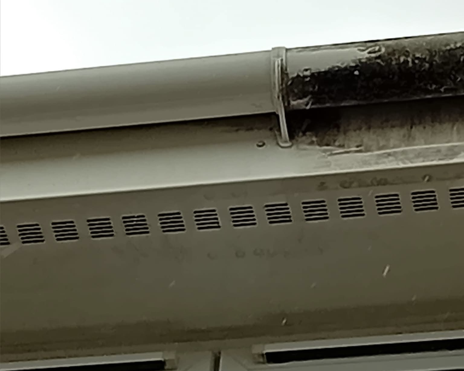gutter cleaner fareham