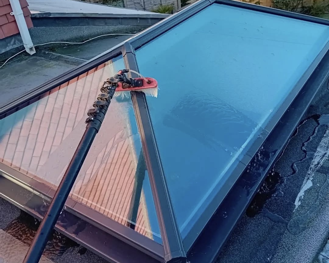 conservatory cleaner fareham