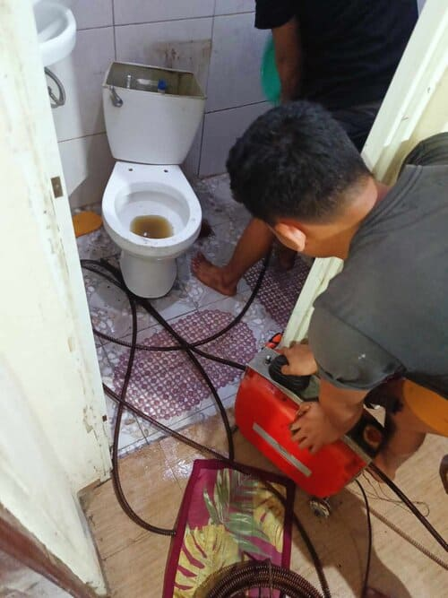 Draining of Water, Waste Mud, and Waste Oil Metro Manila
