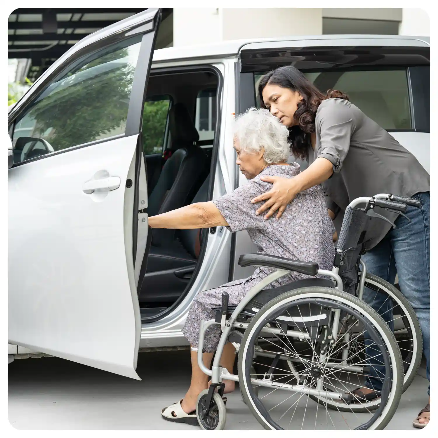 Senior Transportation Services in Southern California | Stellar Care