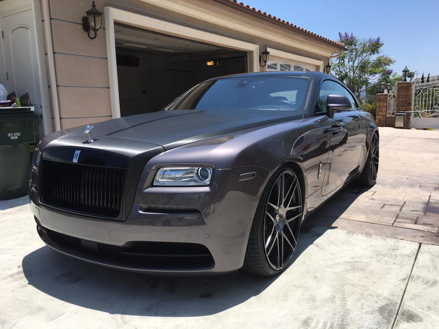 Two-tone bespoke Rolls-Royce Wraith coupe detailed with ultra-slick paint preservation