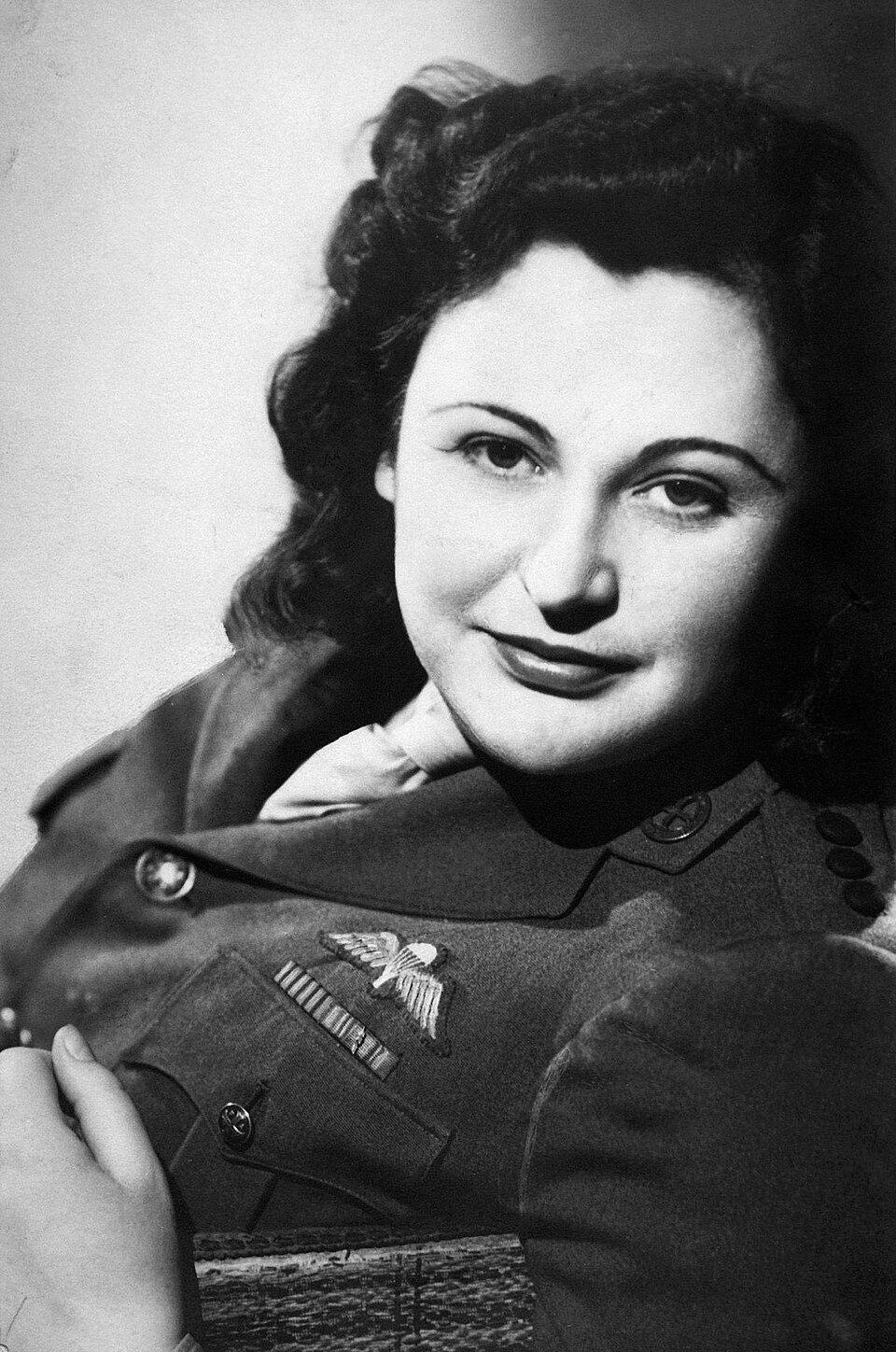 Studio portrait of Nancy Wake in 1945 wearing British uniform, French Resistance member known as the “White Mouse” for her work aiding Allied escape networks in occupied France. Studio portrait of Nancy Wake in 1945 wearing British uniform, French Resistance member known as the “White Mouse” for her work aiding Allied escape networks in occupied France.