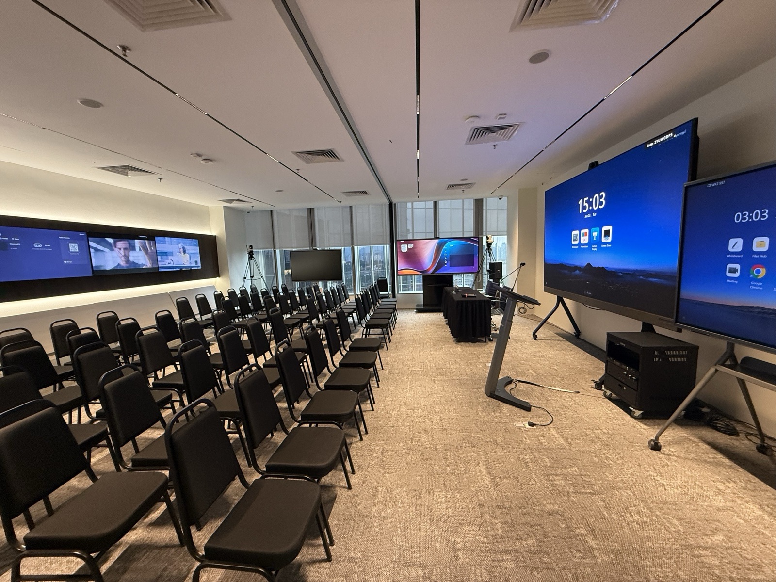 Training room with an interactive flat panel