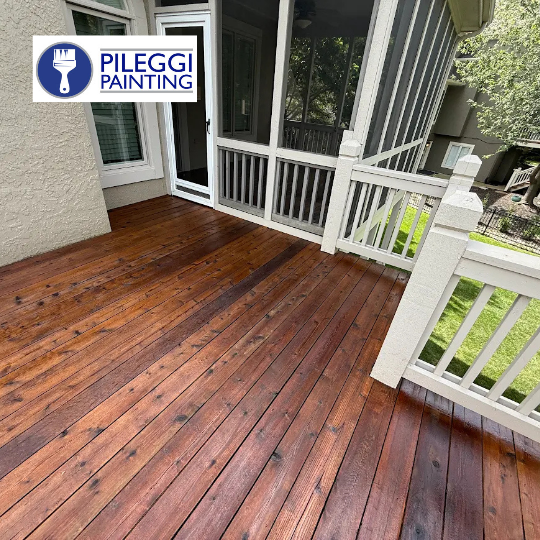 DECK STAINING IN Johnson County