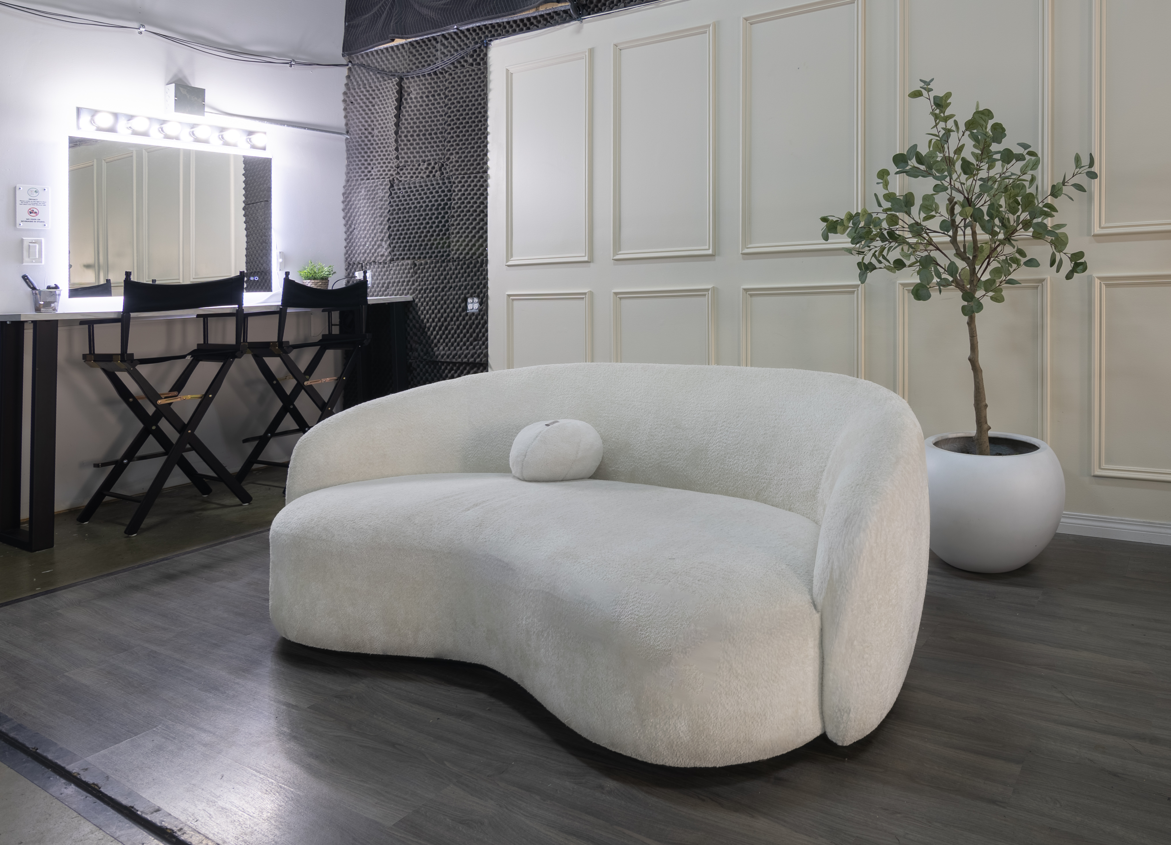 interior set 1, bed