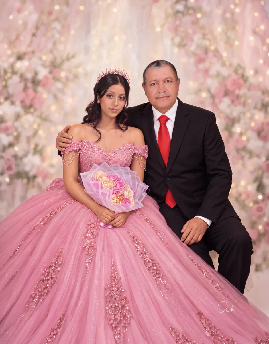 Quinceañera · retrato en lienzo FIRMACH