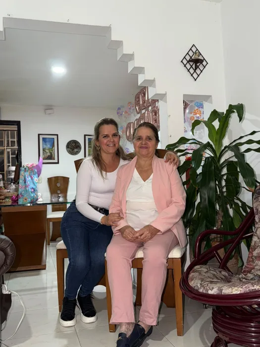 Dos fotos individuales enviadas por una pareja · retrato en lienzo FIRMACH