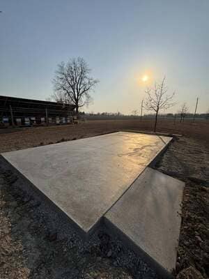 {{ custom_values.service_4 }} in {{custom_values.area_6})