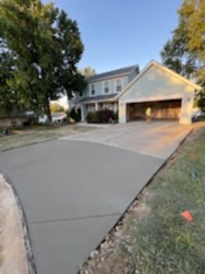 {{ custom_values.service_1 }} in {{custom_values.area_7})