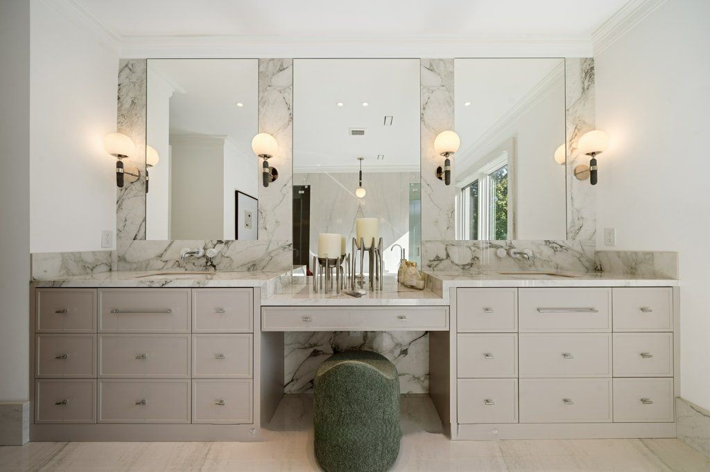 Bathroom Design & Custom Vanities