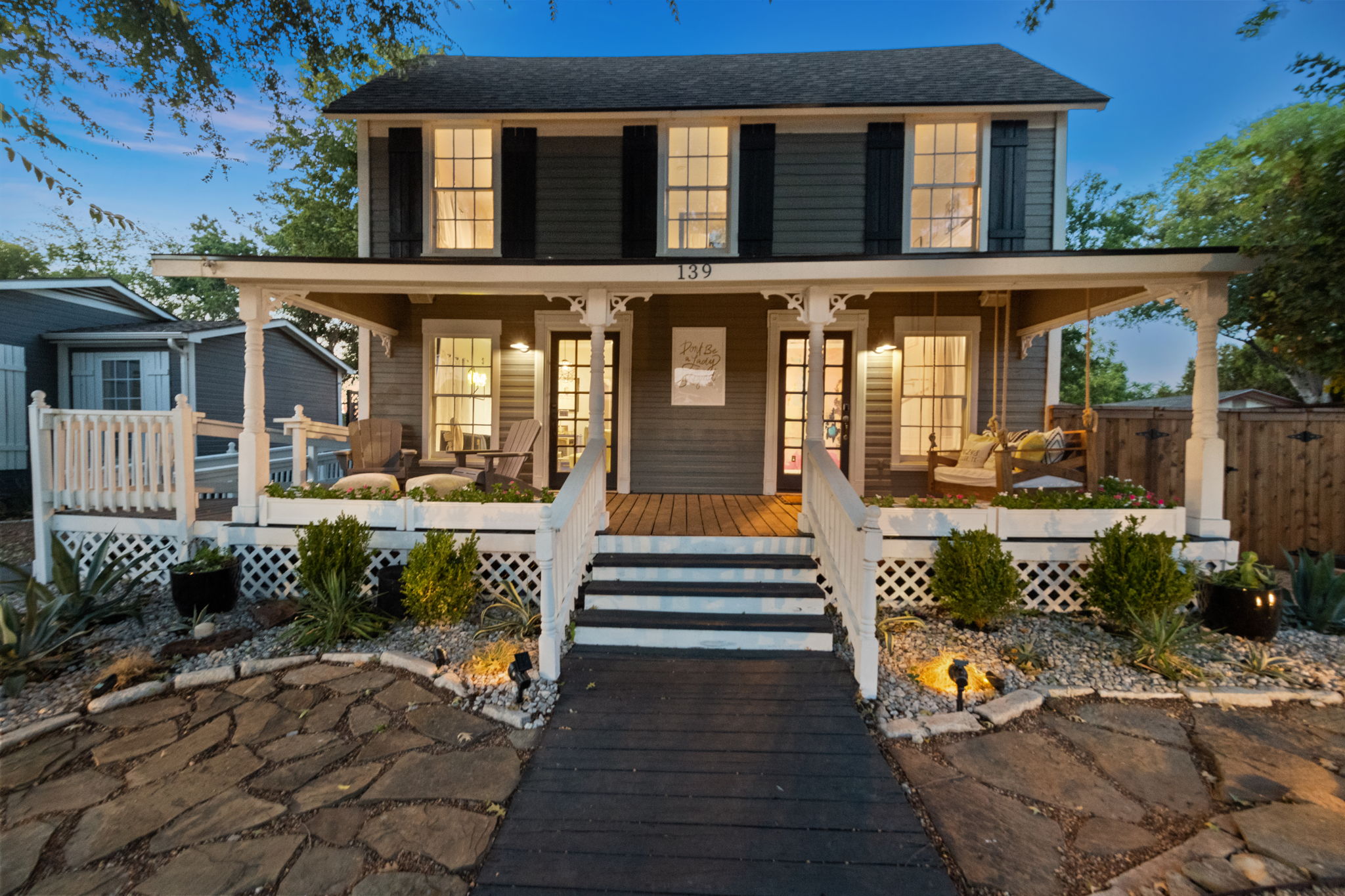 139 Olive exterior at dusk