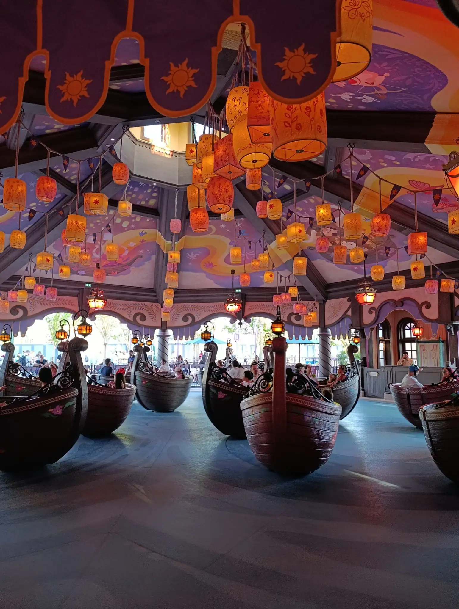 Tangled Spin