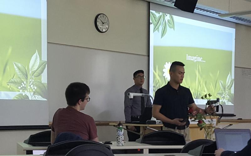 Joel Yi presenting #1 AI project at university in 2018