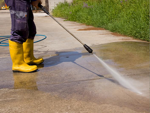 Gutter Cleaning 