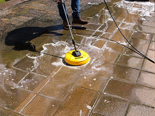 Gutter Cleaning Winter Garden