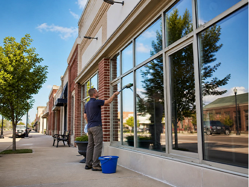 Storefront Cleaning in Winter Garden