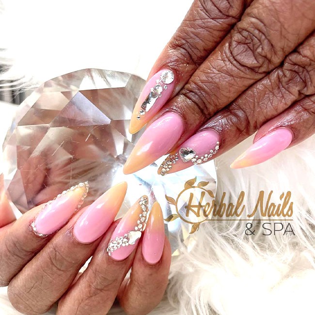 Gel manicure set at Herbal Nails Eastvale