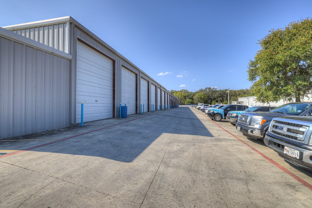 1361 Wald Road - commercial property