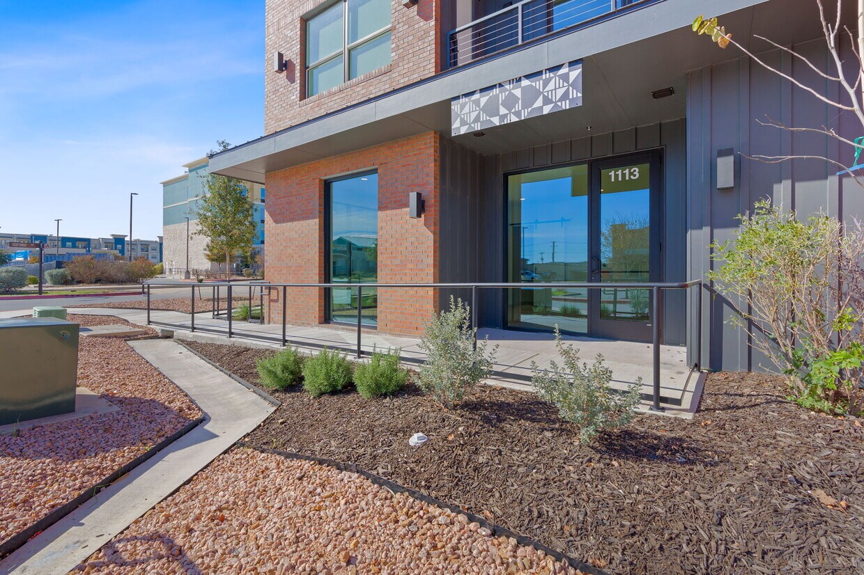 2165 Gabriels Pl - commercial property