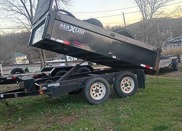 Maxum-Dump-Trailer-Rental-Service