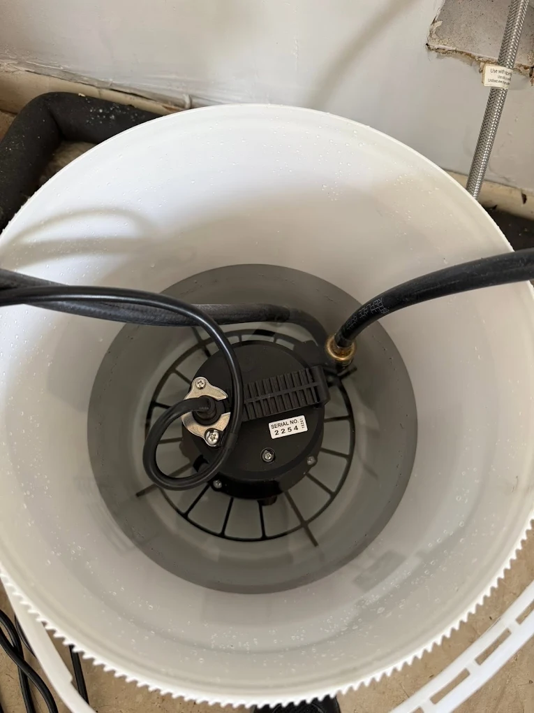 Tankless water heater descaling service