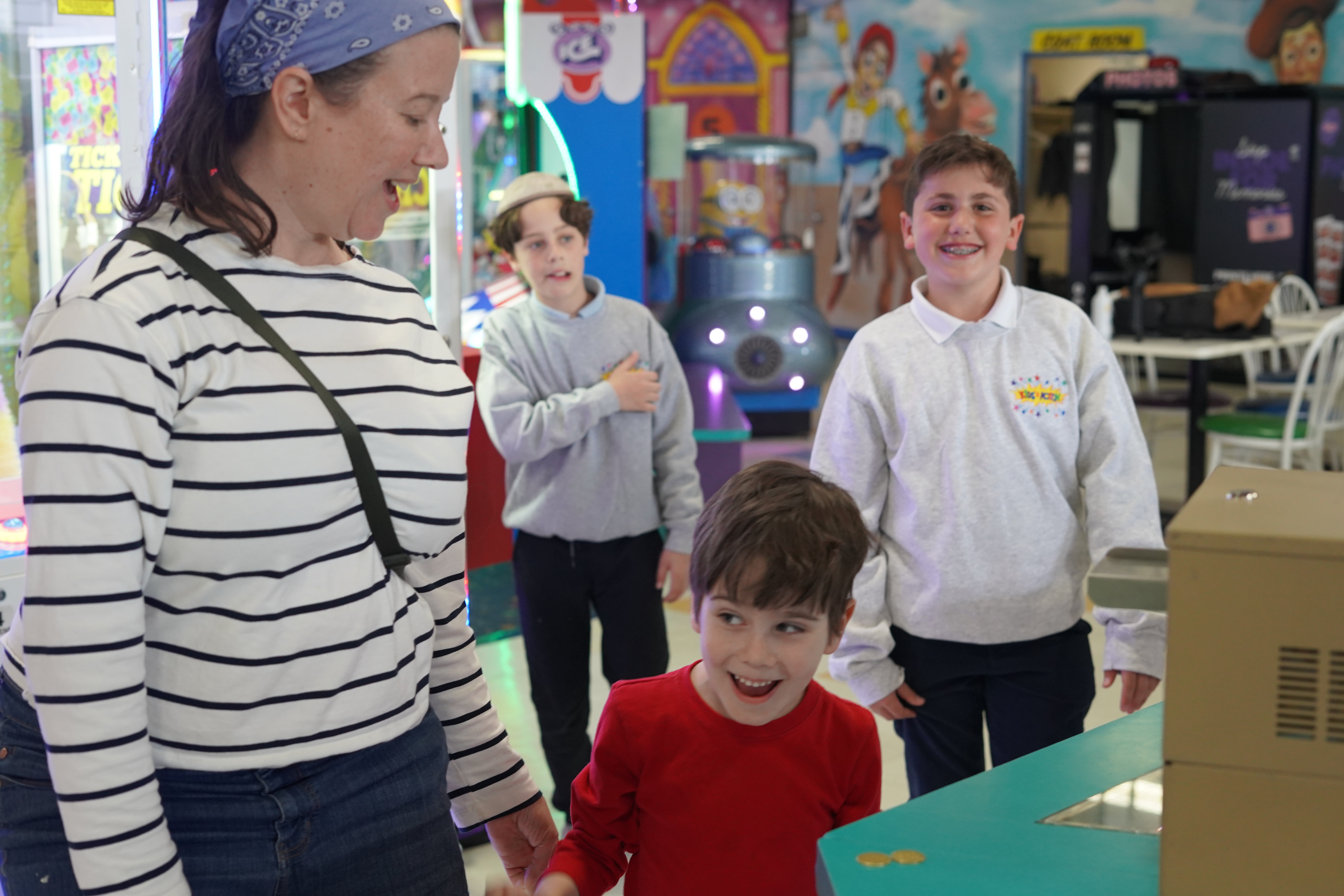 Kids 'N Action Play Zone 6