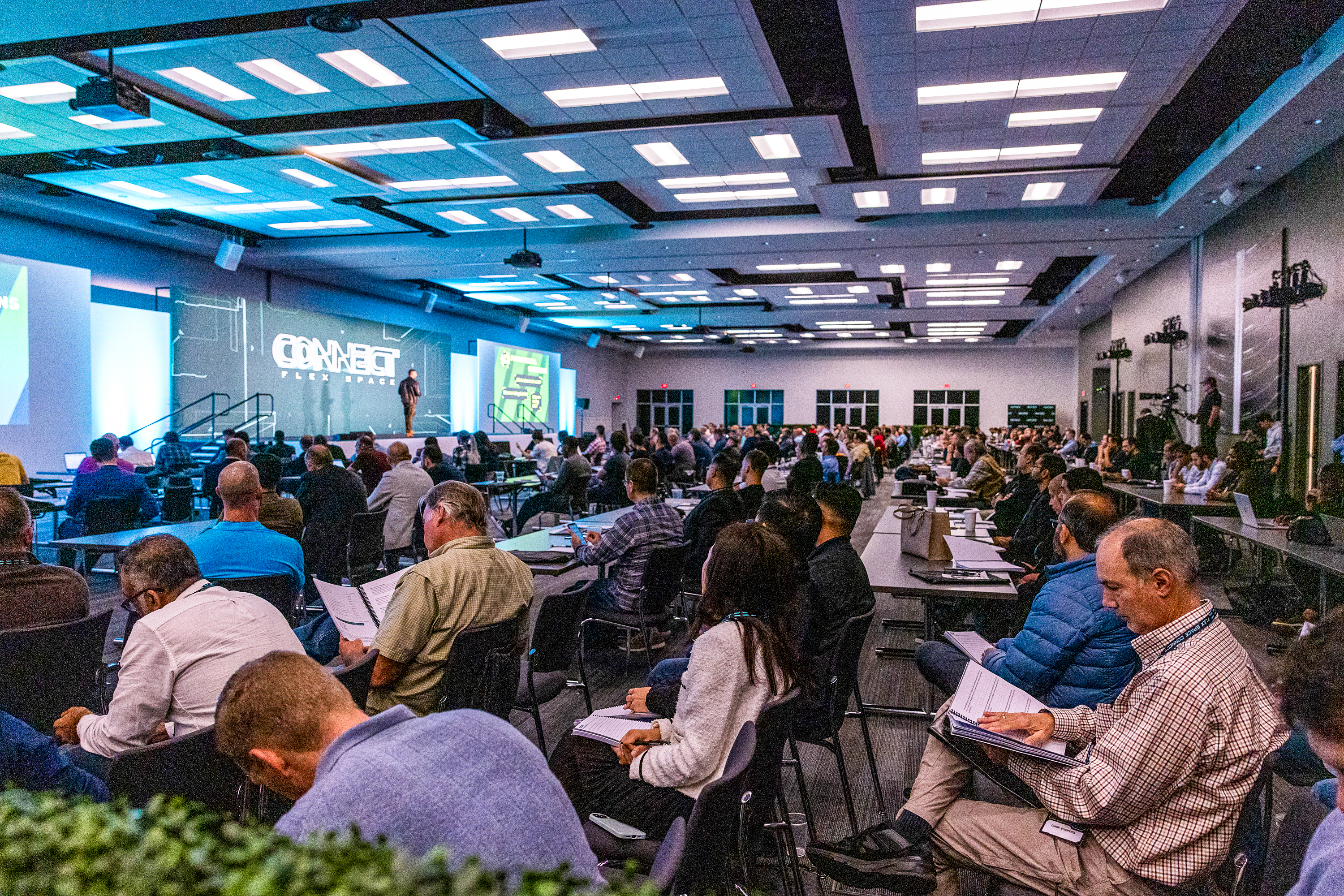 FSConnect 2025 event floor