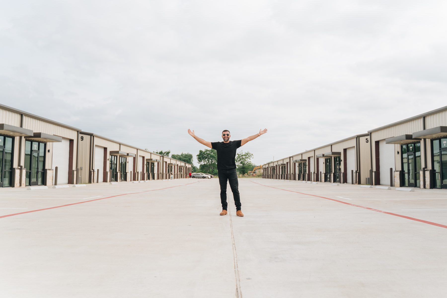 Hamza Ali at a flex space project
