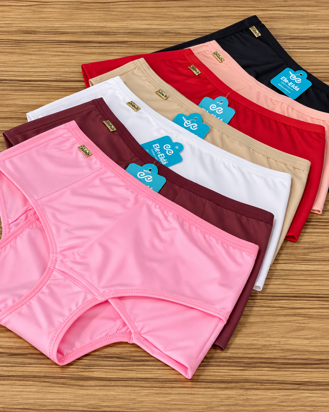 Calcinhas de diversas cores disponíveis na Ele e Ela