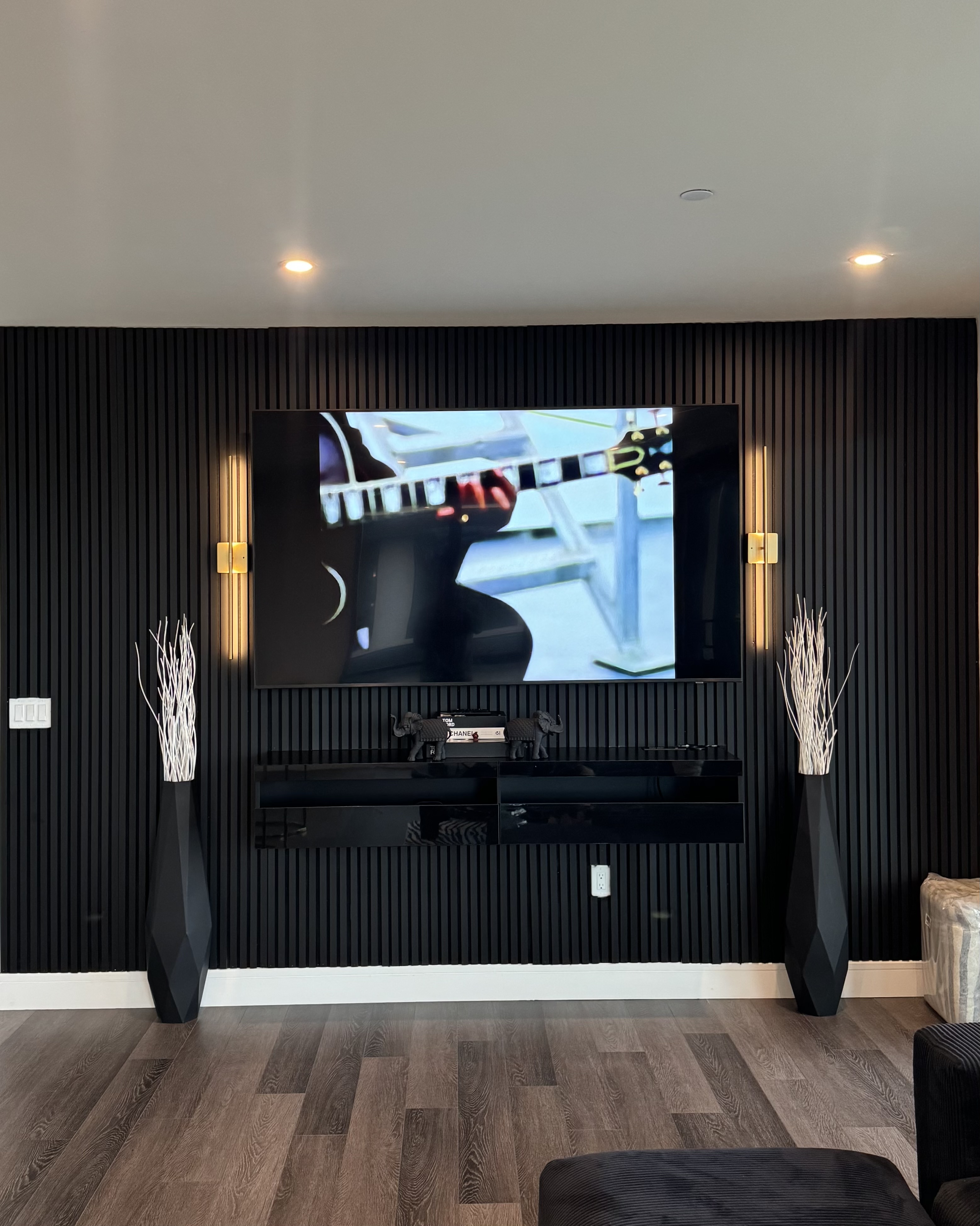 8-12 ft wall installation