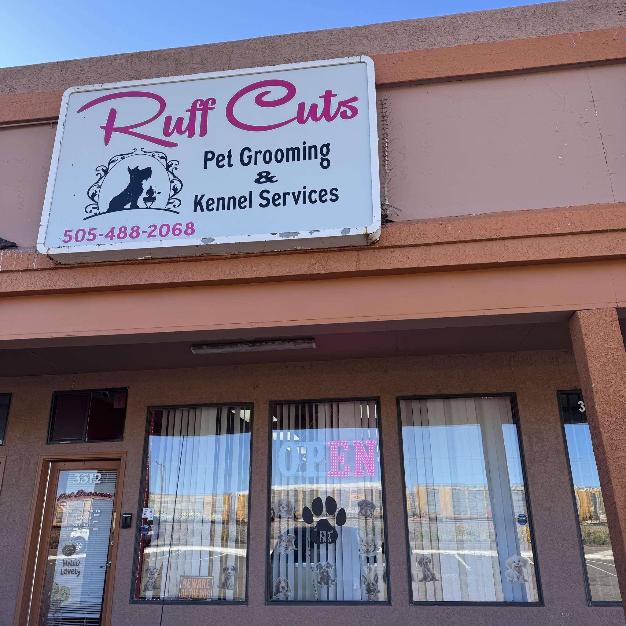 Dog grooming for Gallup pets