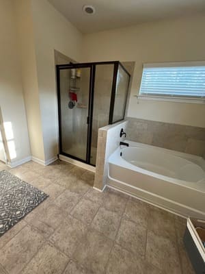 {{ custom_values.service_3 }} in {{custom_values.area_3})