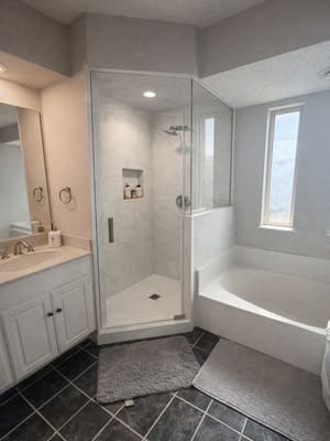 {{ custom_values.service_3 }} in {{custom_values.area_3})