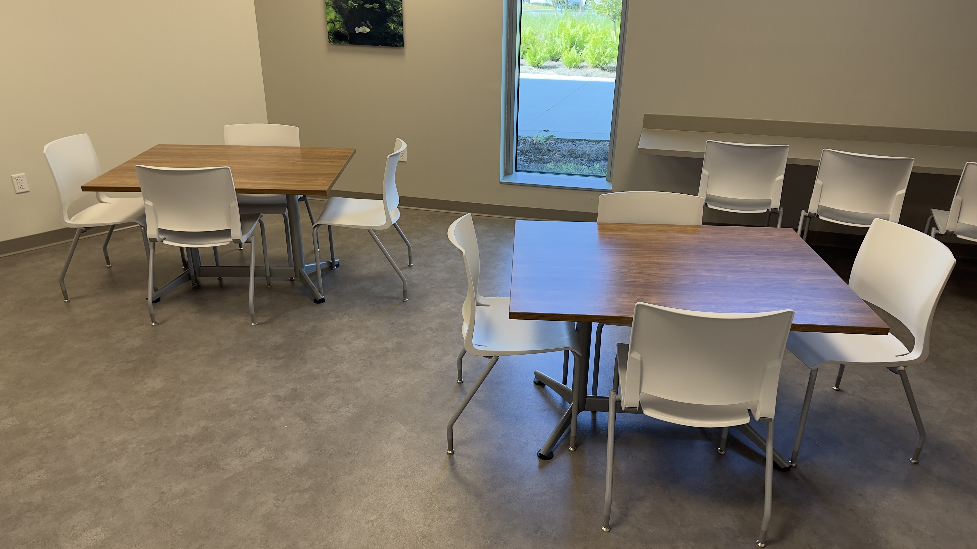 Break Room & Lounge Area 5