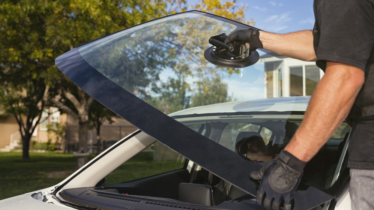 Auto glass service photo 6