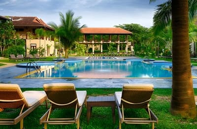 {{ custom_values.service_2 }} in {{custom_values.area_3})