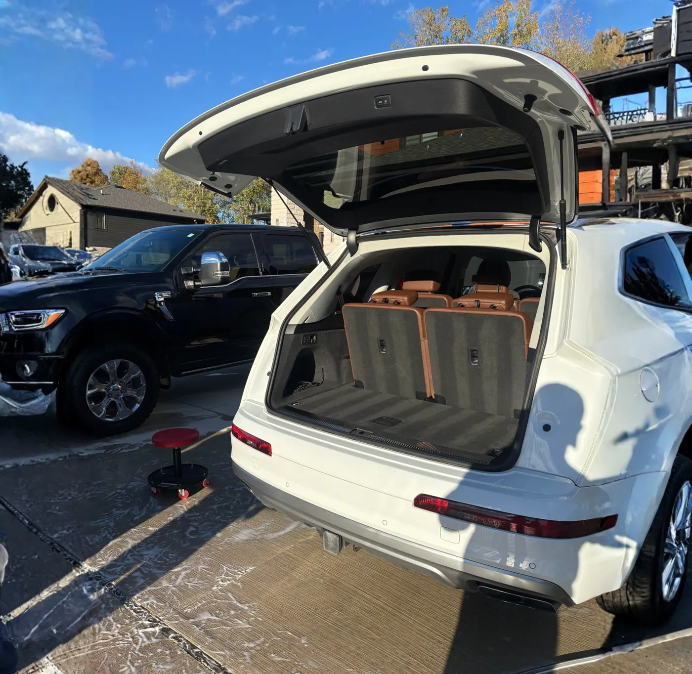 Audi Q5 cargo area cleaned out