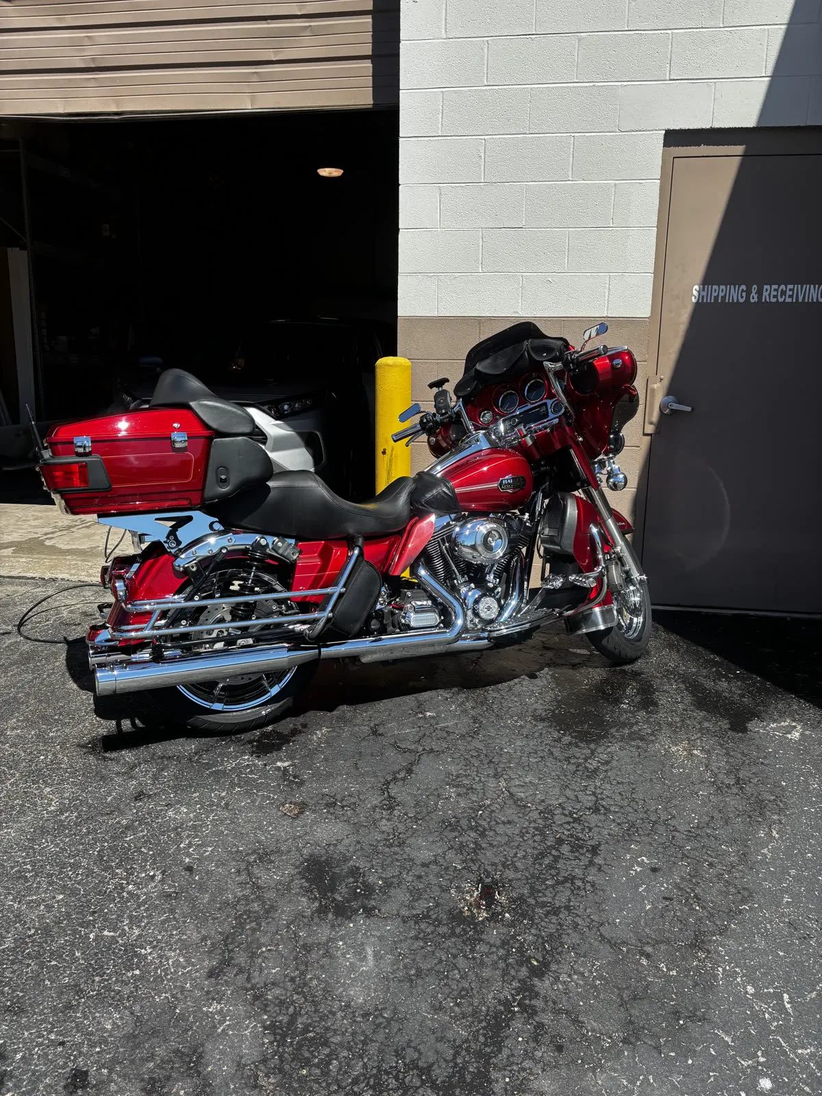 Red Harley bagger detailed and finished