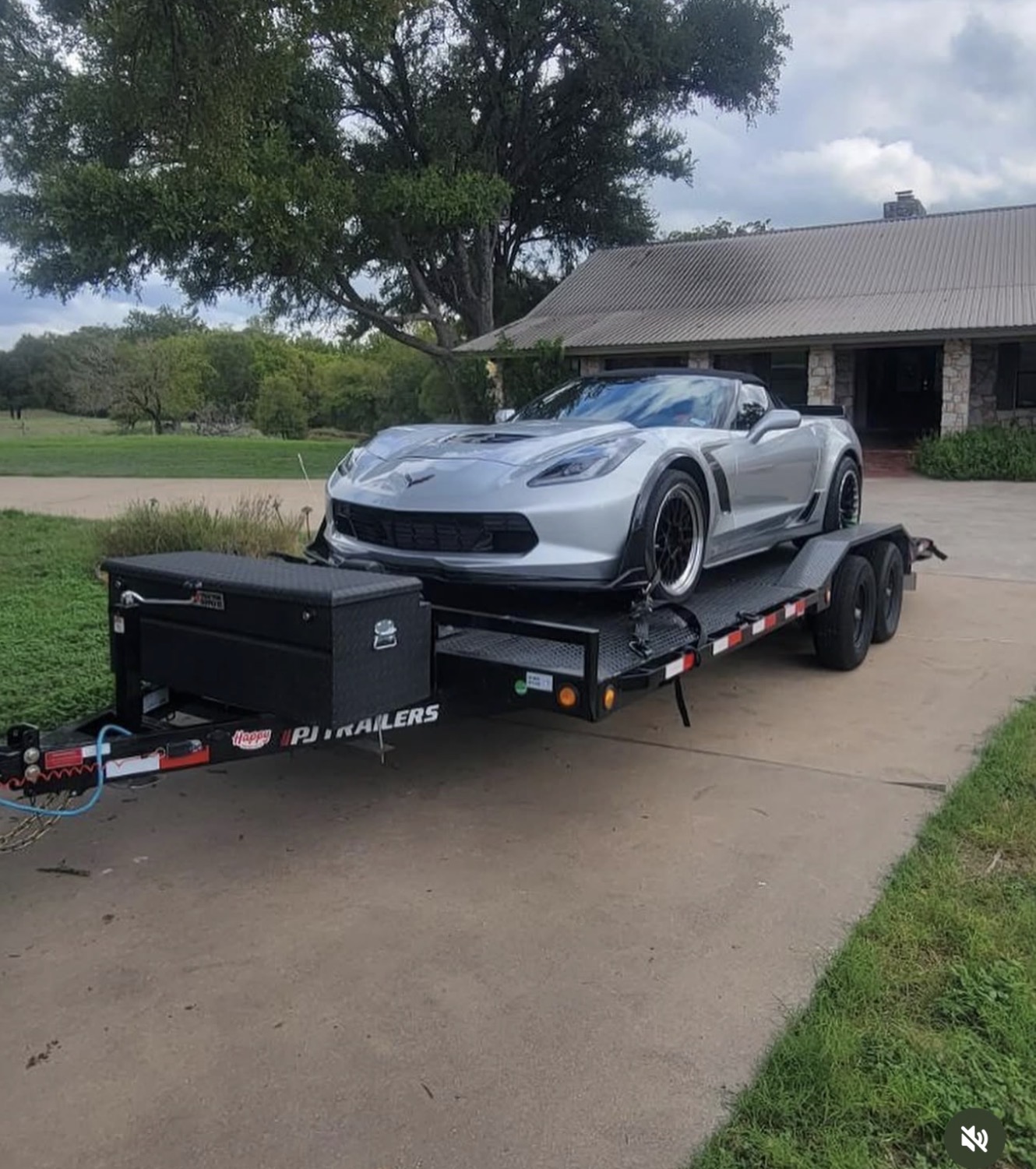 Car Hauler rental in Grand Prairie, TX