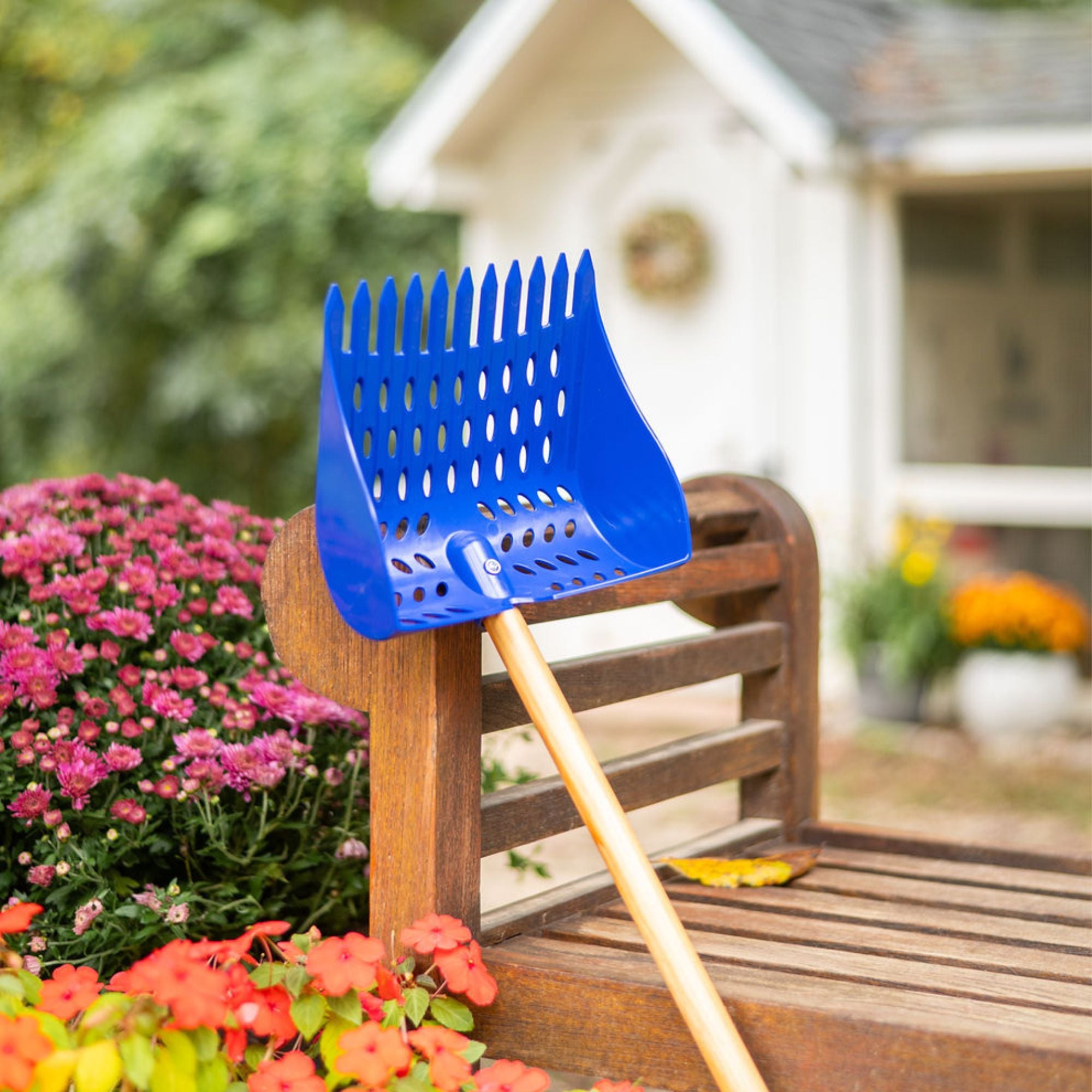 The Coop Scoop 2-in-1 Poop Scoop and Rake