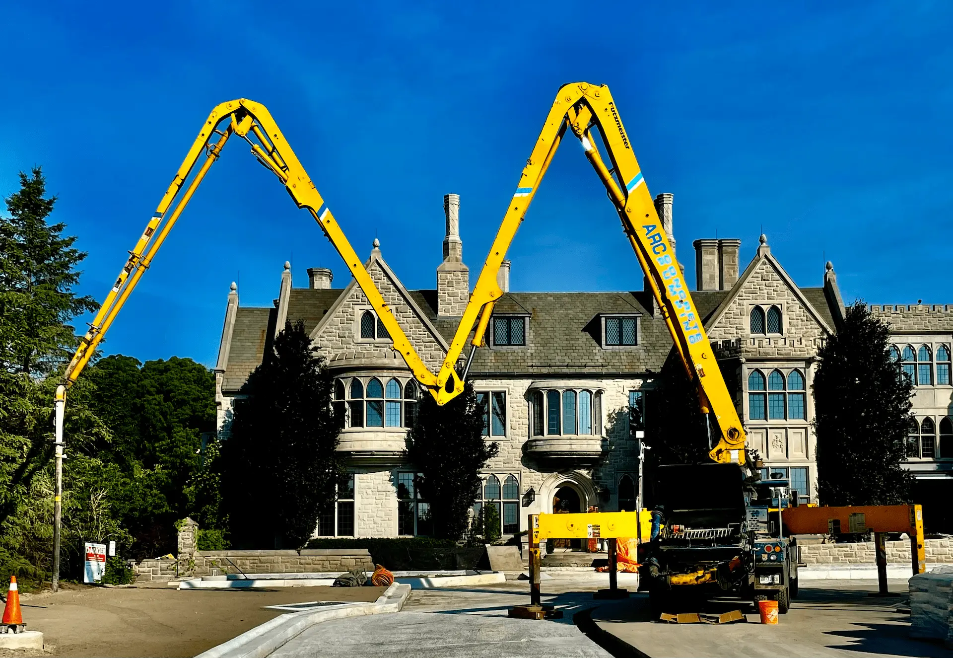 Arc Concrete Pumping Boom Truck in Operation