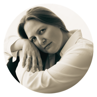 Melanie Britz is a Soul Alignment Specialist, coach, author and energy facilitator.