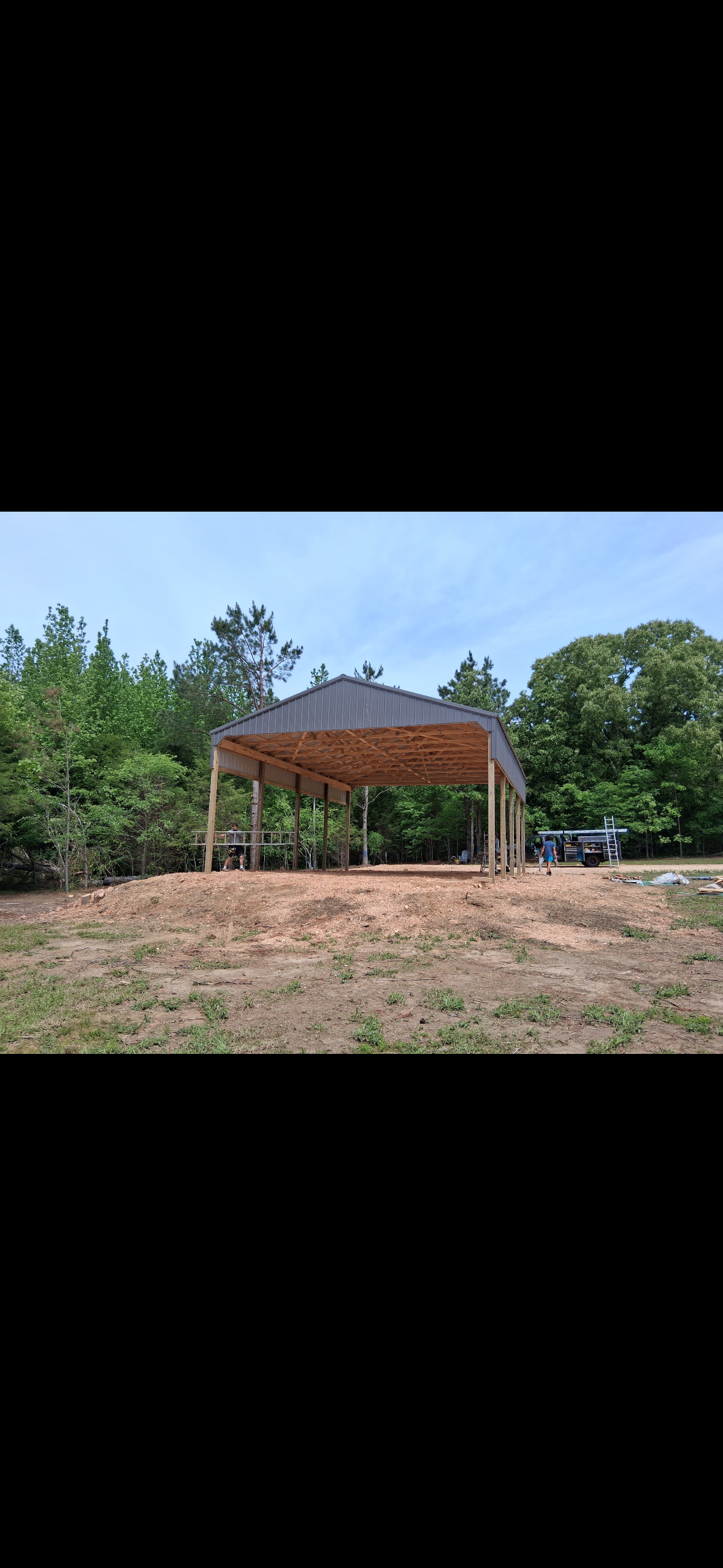 Pole Barns & Farm Buildings