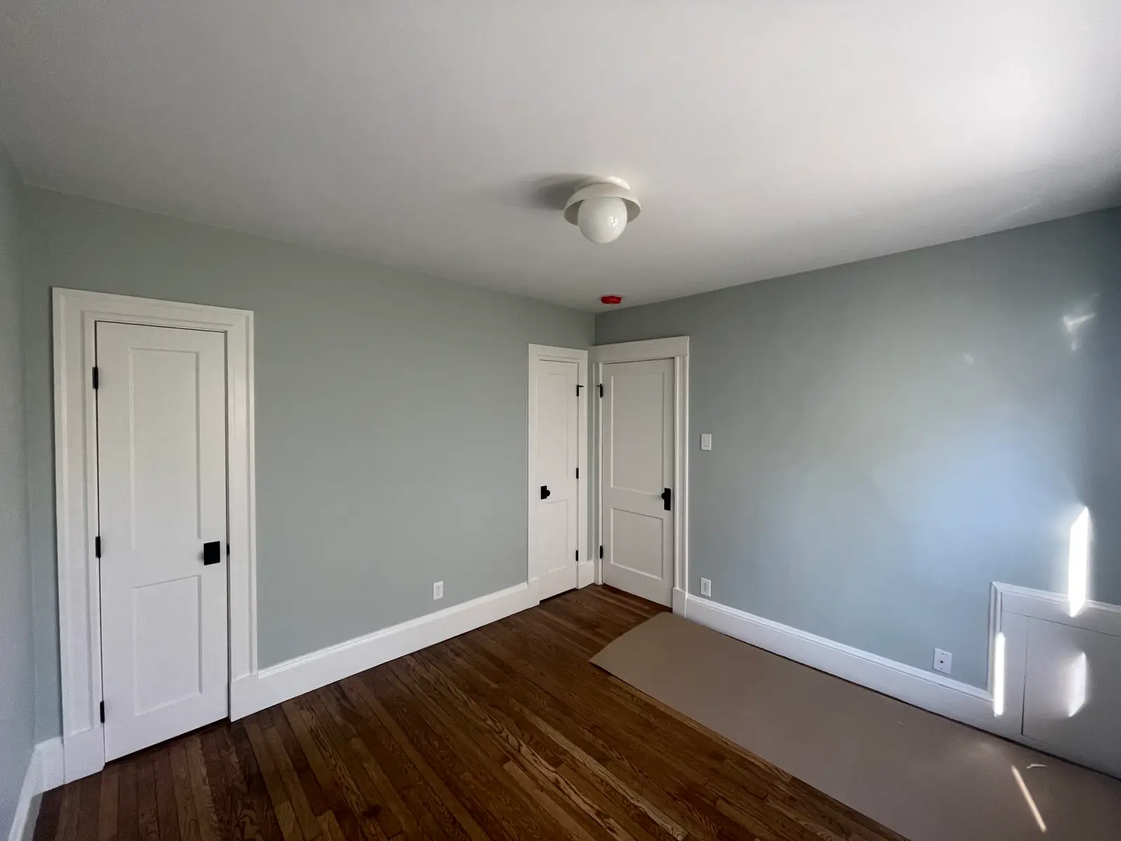 Interior painting project in Greater Boston by Seven Star Home Improvement (12)