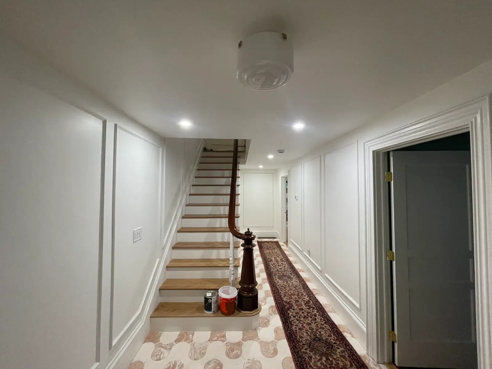 Interior painting project in Greater Boston by Seven Star Home Improvement (16)