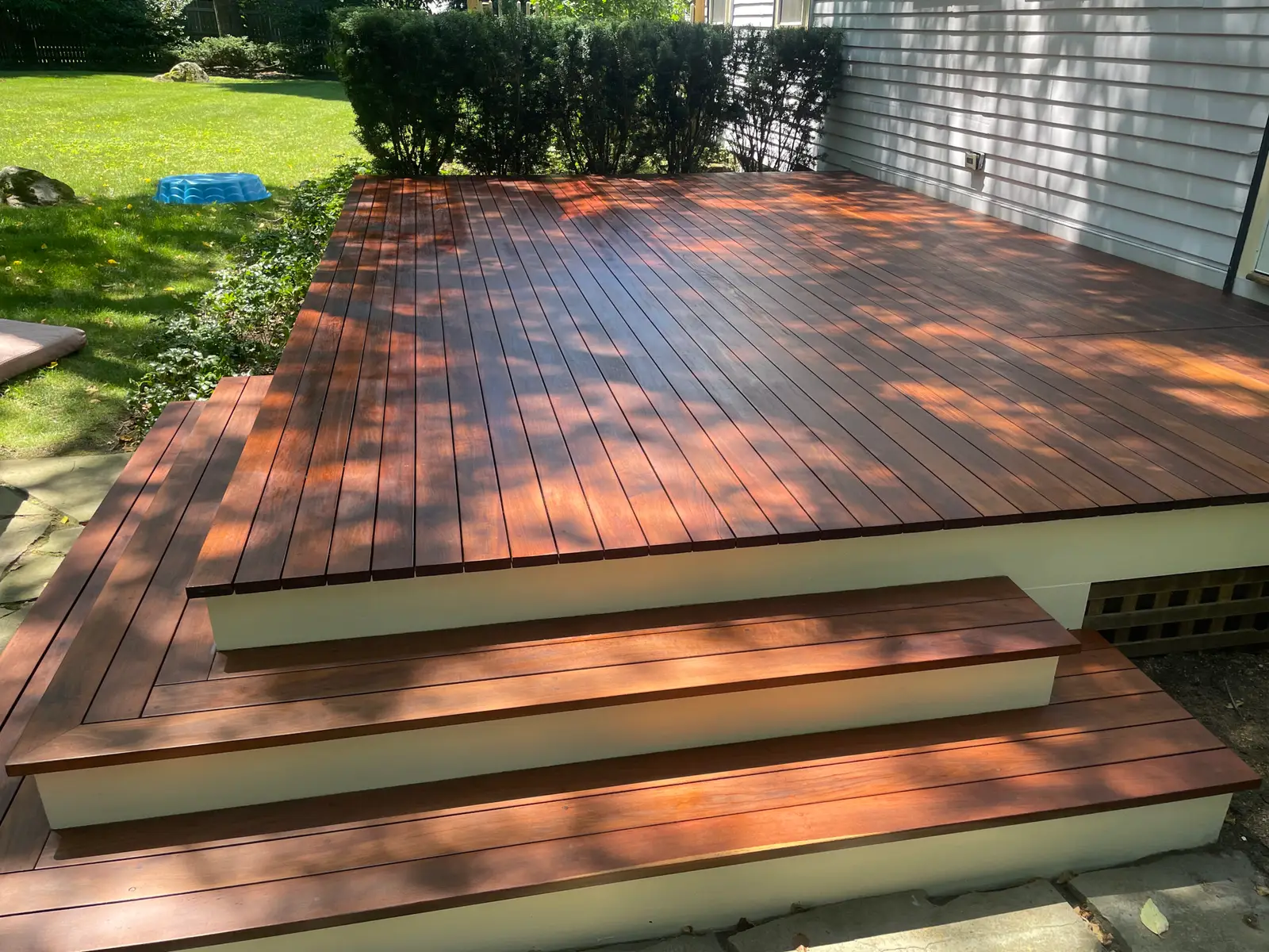 Deck staining project in Greater Boston by Seven Star Home Improvement (3)