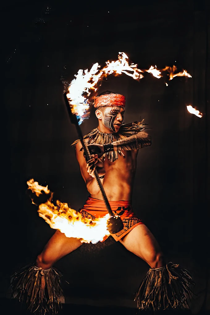 AWAIIAN LUAU