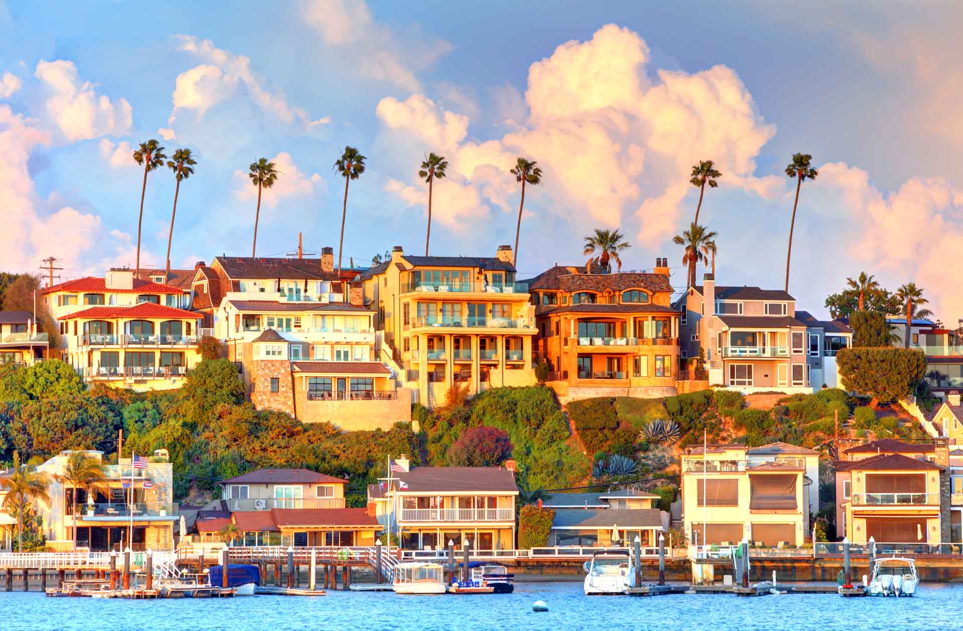 houses in a row along water